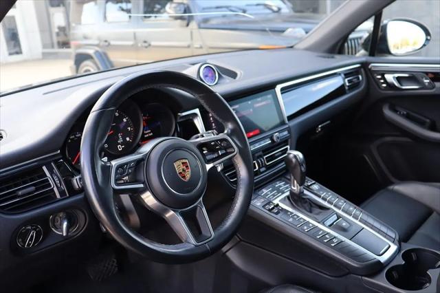 2020 Porsche Macan Macan