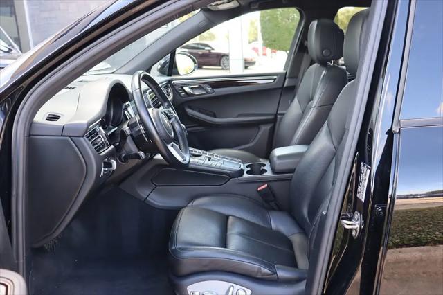 2020 Porsche Macan Macan