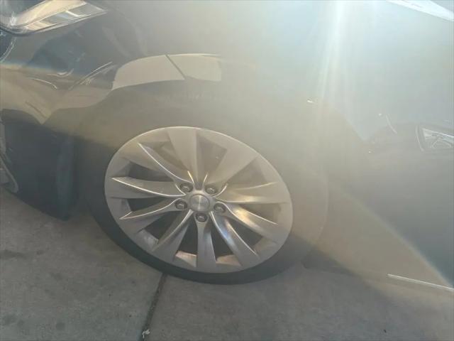 2016 Tesla Model S 90D