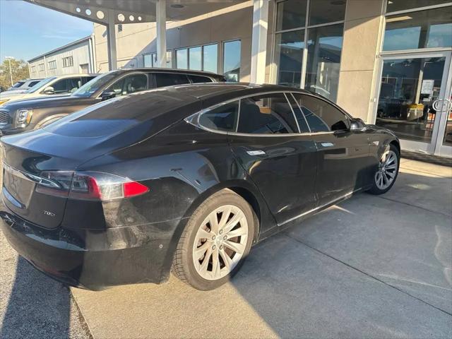 2016 Tesla Model S 90D