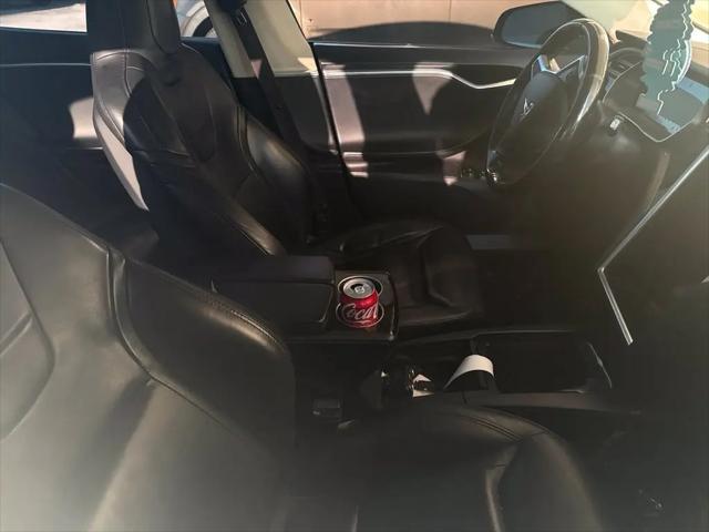 2016 Tesla Model S 90D