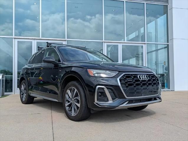 2023 Audi Q5 Premium 45 TFSI S line quattro for sale in St Charles, IL