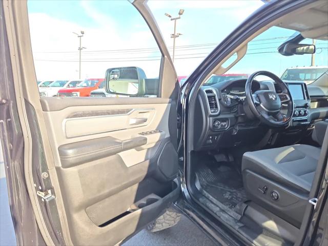 2019 Ram 1500 Big Horn/Lone Star Crew Cab 4x4 57 Box