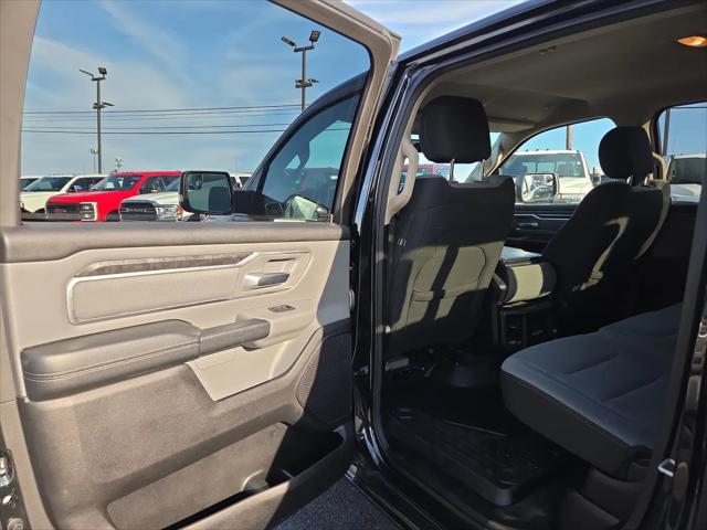 2019 Ram 1500 Big Horn/Lone Star Crew Cab 4x4 57 Box