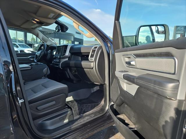 2019 Ram 1500 Big Horn/Lone Star Crew Cab 4x4 57 Box