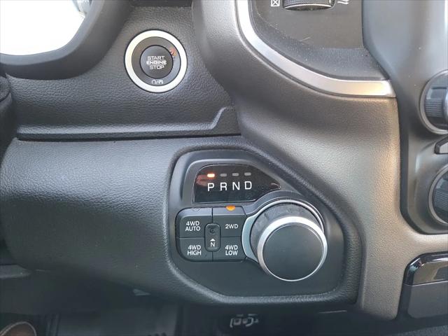 2019 Ram 1500 Big Horn/Lone Star Crew Cab 4x4 57 Box