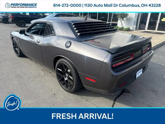 2015 Dodge Challenger R/T Scat Pack Shaker