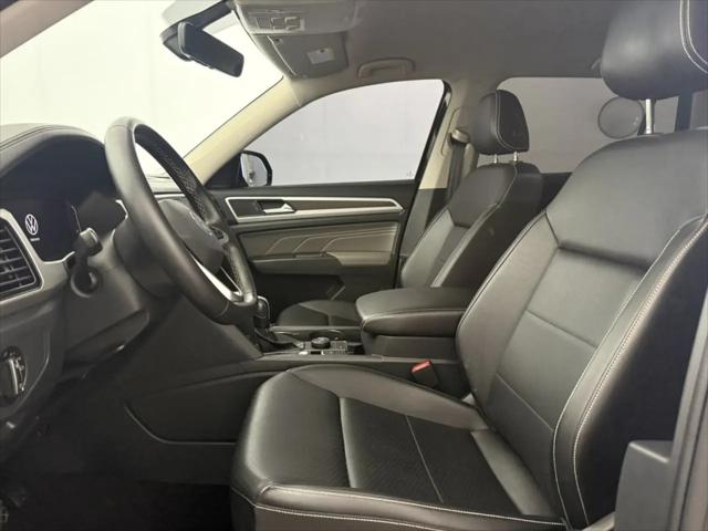 2023 Volkswagen Atlas 2.0T SE w/Technology