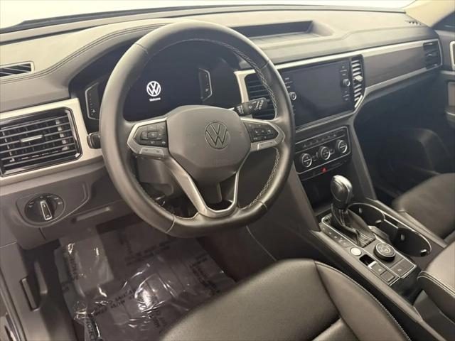 2023 Volkswagen Atlas 2.0T SE w/Technology