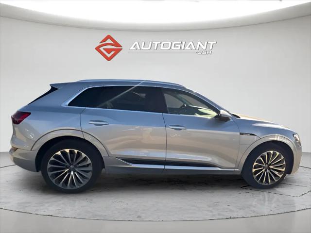 2019 Audi e-tron Premium Plus