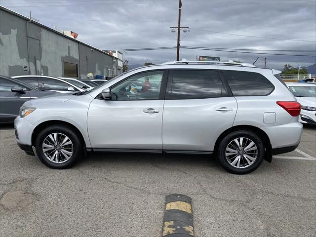 2017 Nissan Pathfinder S