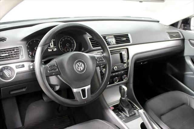 2015 Volkswagen Passat 1.8T SE