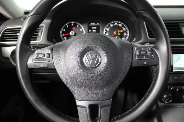 2015 Volkswagen Passat 1.8T SE