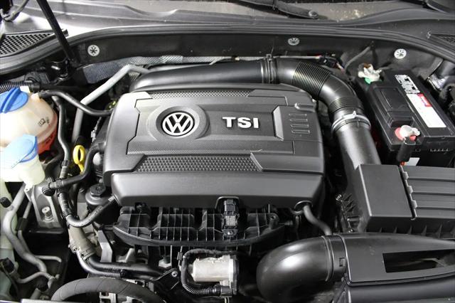 2015 Volkswagen Passat 1.8T SE
