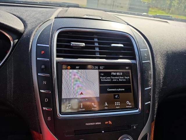 2019 Lincoln Nautilus Select