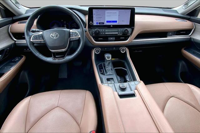 Used 2024 Toyota Grand Highlander Platinum For Sale in Lubbock, TX