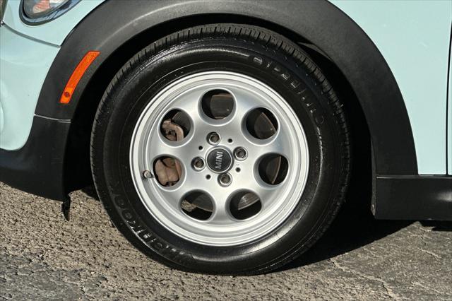 2013 MINI Hardtop Cooper