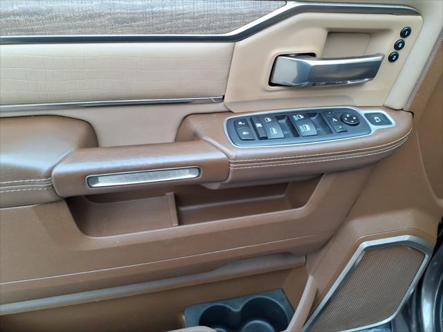 2020 Ram 3500 Laramie Longhorn Crew Cab 4x4 8 Box