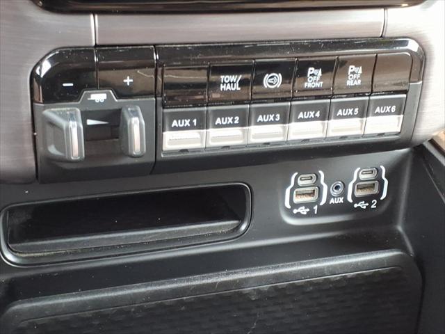 2020 Ram 3500 Laramie Longhorn Crew Cab 4x4 8 Box