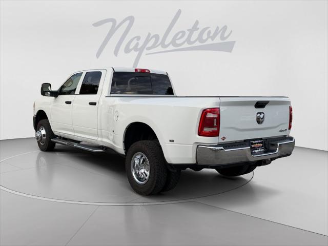 2024 RAM 3500 Tradesman Crew Cab 4x4 8 Box 2024 RAM 3500 Tradesman Crew Cab 4x4 8 Box