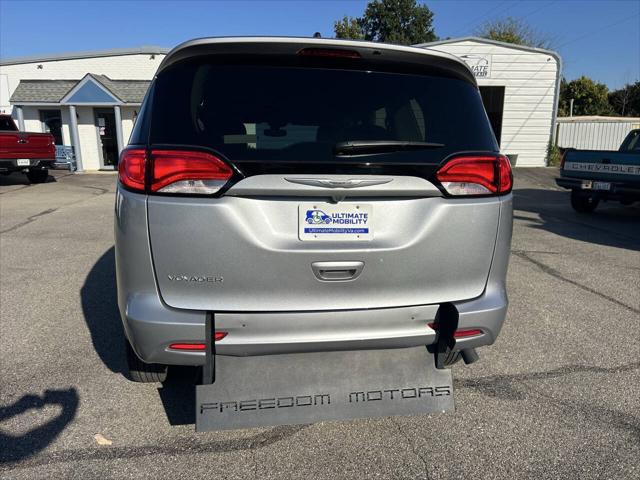 2021 Chrysler Voyager LXI