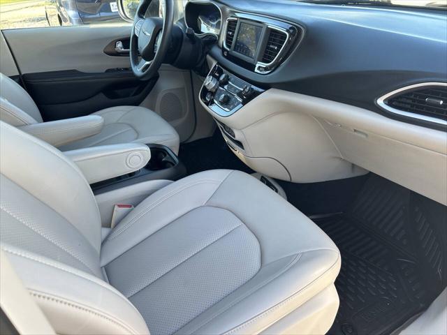 2021 Chrysler Voyager LXI