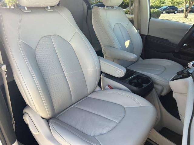 2021 Chrysler Voyager LXI