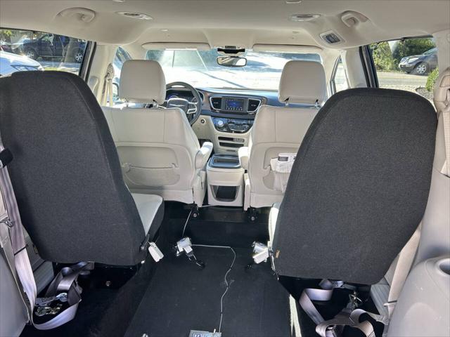 2021 Chrysler Voyager LXI