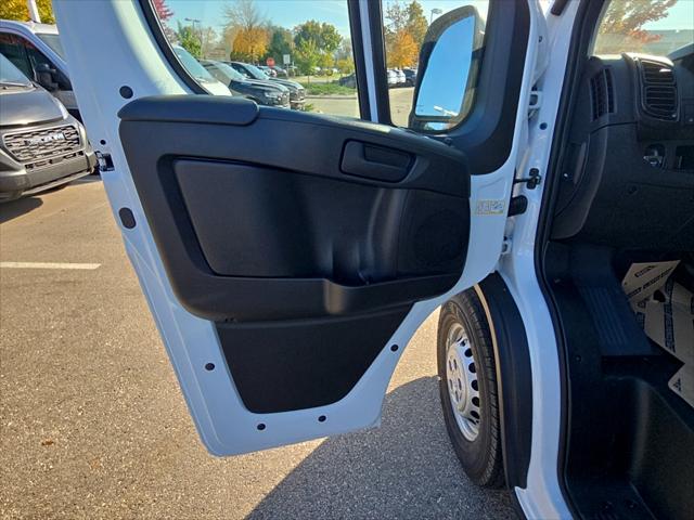 2027 Ram ProMaster Cargo Van Tradesman