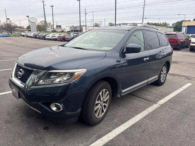 2013 Nissan Pathfinder SL for sale near Columbus, OH