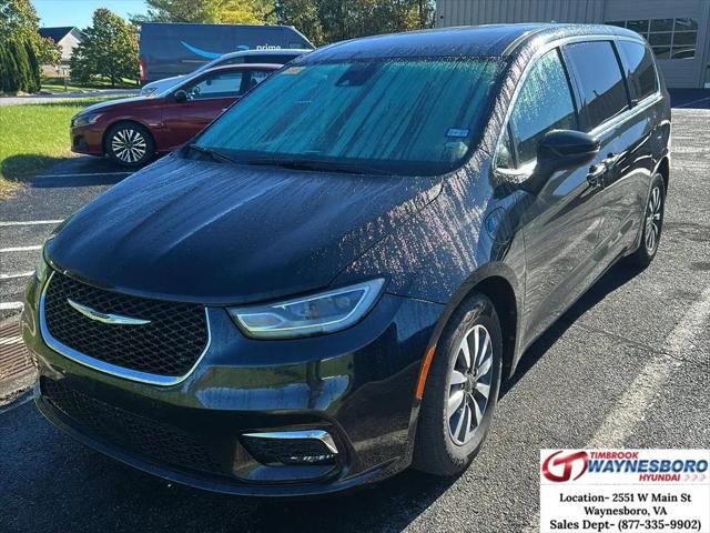 2023 Chrysler Pacifica Hybrid Touring L for sale in Waynesboro, VA