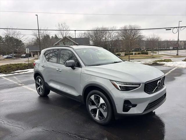 2026 Volvo XC40 Plus, B5 AWD Gas mild hybrid, Dark for sale in Dublin, OH