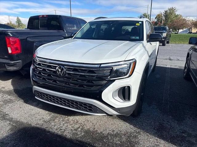 2024 Volkswagen Atlas 2.0T Peak Edition SE w/Technology for sale in ALLENTOWN, PA