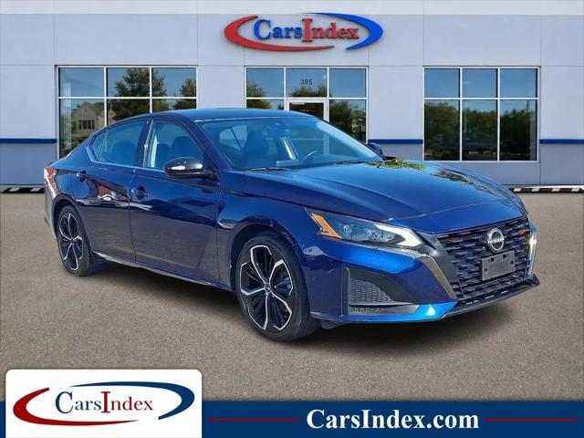 2023 Nissan Altima SR FWD for sale in Horsham, PA