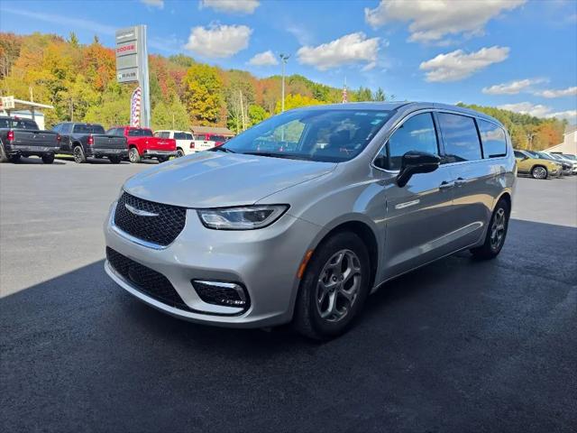 2024 Chrysler Pacifica Limited for sale in Corry, PA