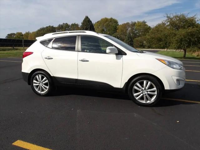 2011 Hyundai Tucson Limited for sale in Tremont, IL