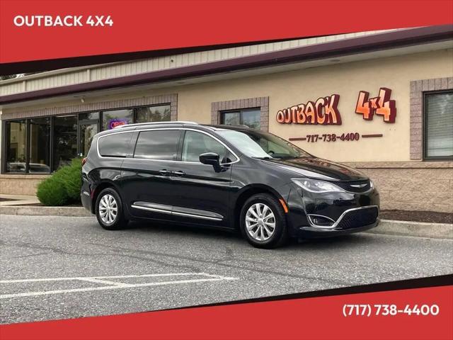 2018 Chrysler Pacifica Touring L for sale in Ephrata, PA