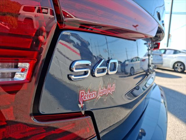 2025 Volvo S60 B5 Plus