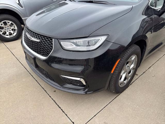 2024 Chrysler Pacifica Limited AWD