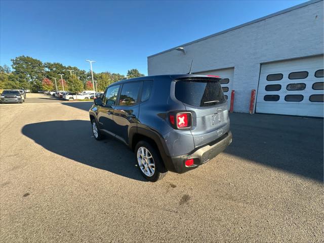 2023 Jeep Renegade Latitude 4x4 2023 Jeep Renegade Latitude 4x4