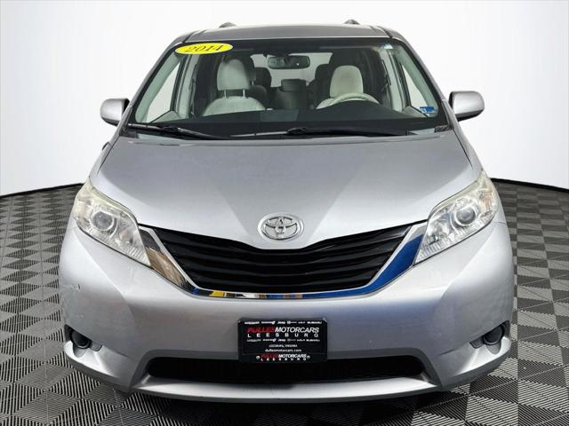2014 Toyota Sienna LE 8 Passenger 2014 Toyota Sienna LE 8 Passenger