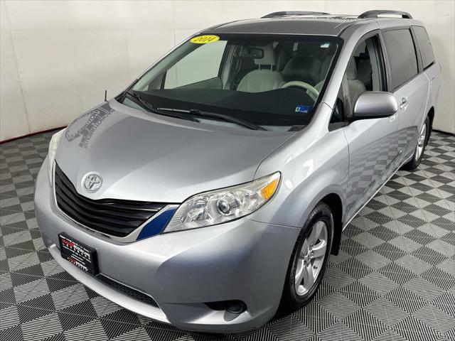 2014 Toyota Sienna LE 8 Passenger 2014 Toyota Sienna LE 8 Passenger