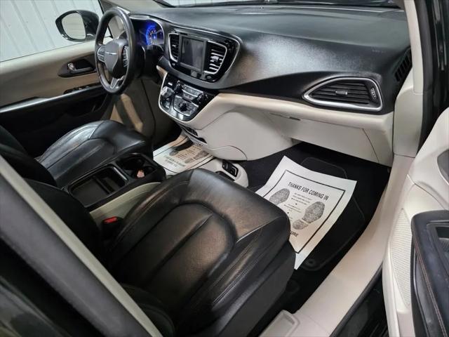2020 Chrysler Pacifica Touring L