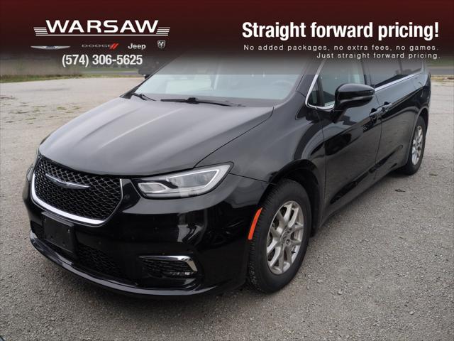 2024 Chrysler Pacifica Touring L for sale in Warsaw, IN