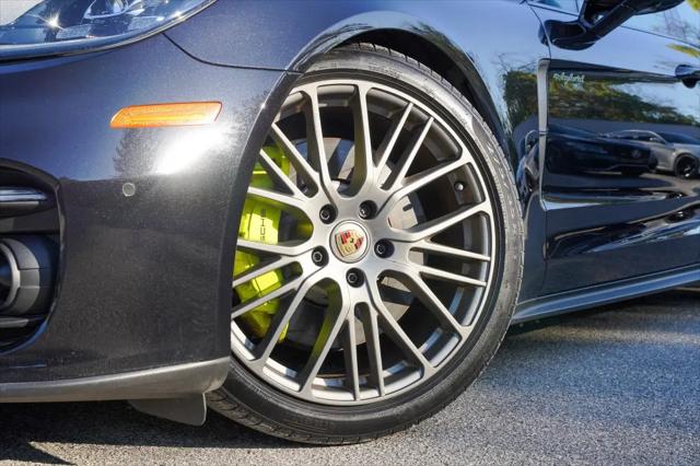 2023 Porsche Panamera E-Hybrid 4