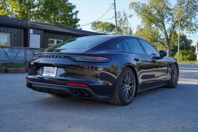 2023 Porsche Panamera E-Hybrid 4