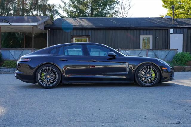 2023 Porsche Panamera E-Hybrid 4