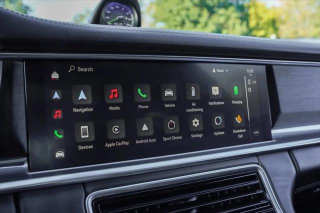 2023 Porsche Panamera E-Hybrid 4
