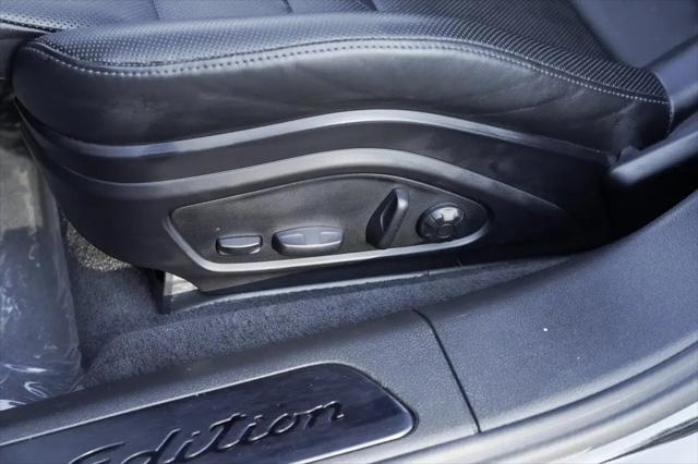 2023 Porsche Panamera E-Hybrid 4