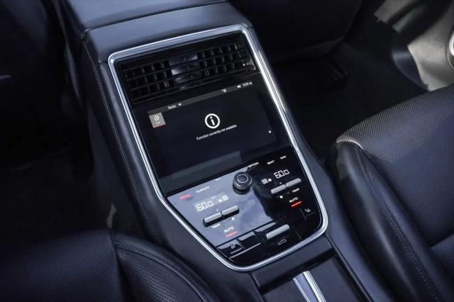 2023 Porsche Panamera E-Hybrid 4